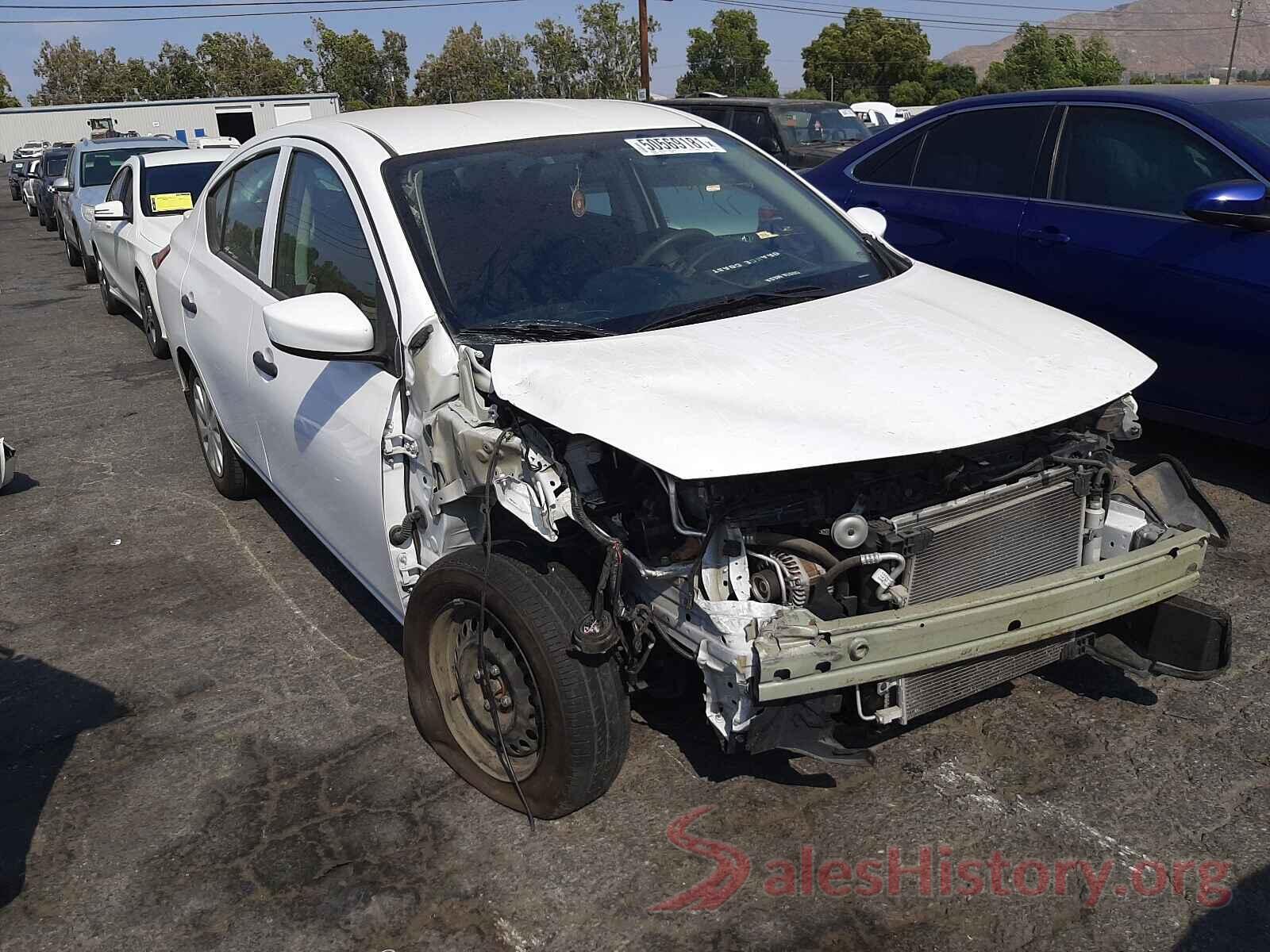 3N1CN7AP8HL882359 2017 NISSAN VERSA