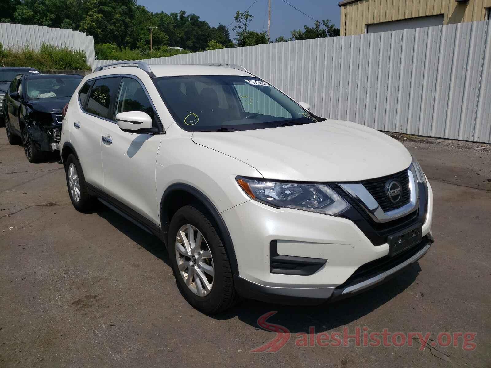 KNMAT2MV3JP612697 2018 NISSAN ROGUE