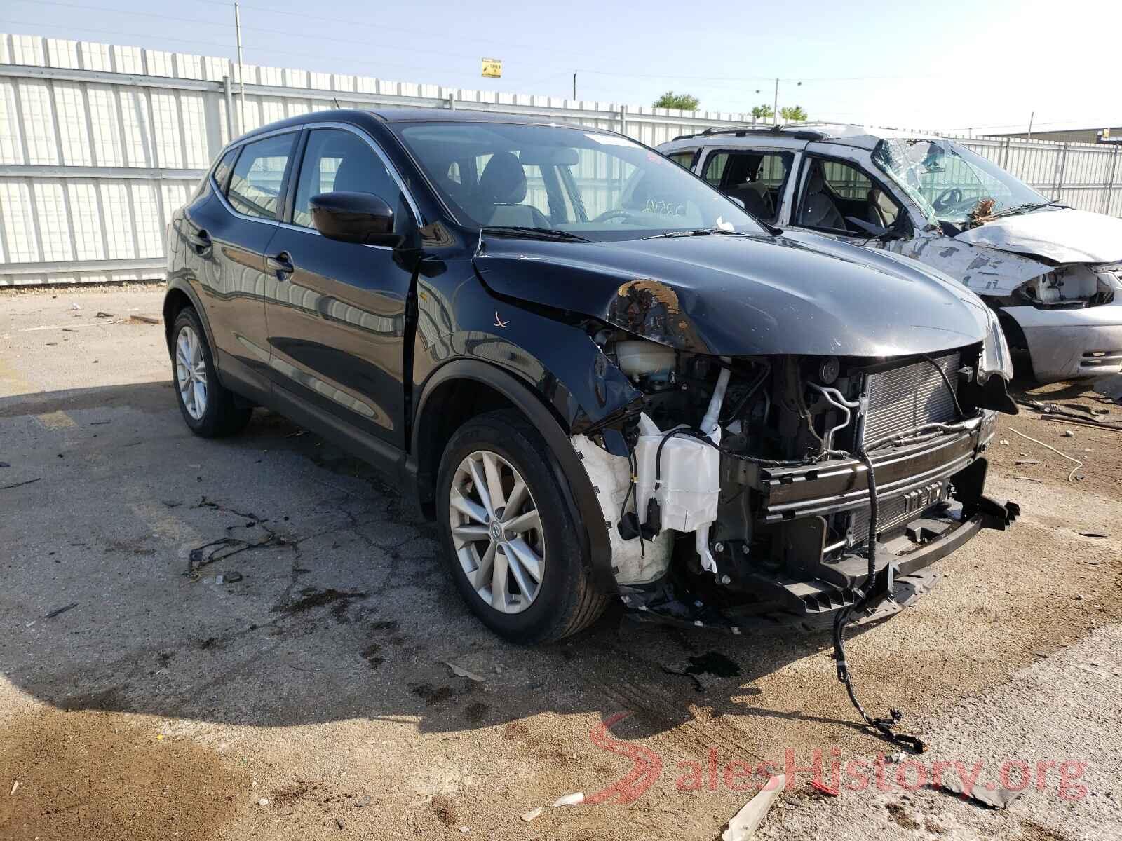 JN1BJ1CR7HW120590 2017 NISSAN ROGUE