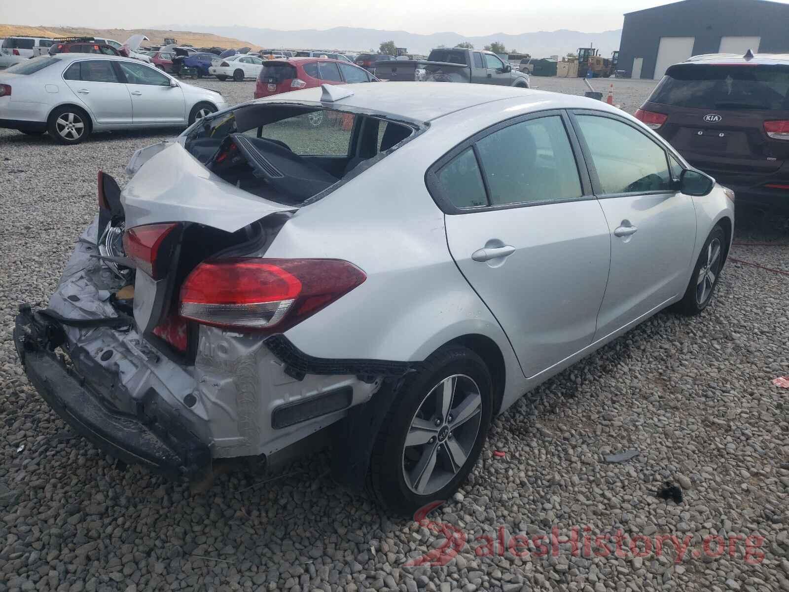 3KPFL4A76JE224676 2018 KIA FORTE