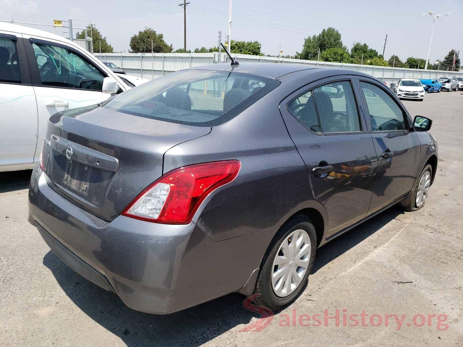 3N1CN7AP8JL826301 2018 NISSAN VERSA