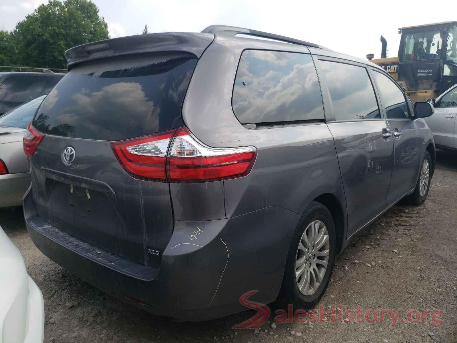 5TDYZ3DC8HS882171 2017 TOYOTA SIENNA