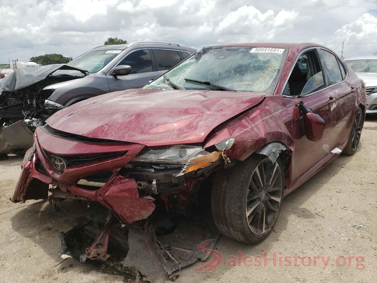 4T1B61HK9JU565680 2018 TOYOTA CAMRY