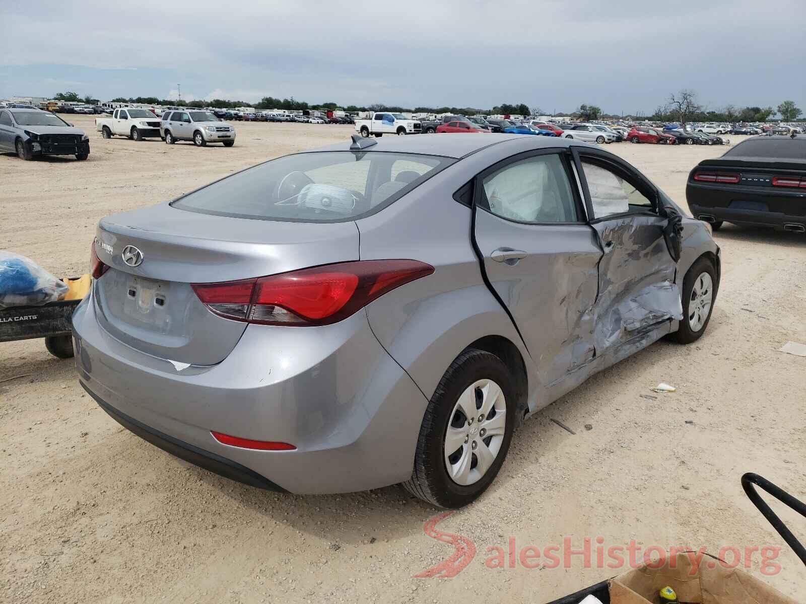 5NPDH4AE4GH751868 2016 HYUNDAI ELANTRA