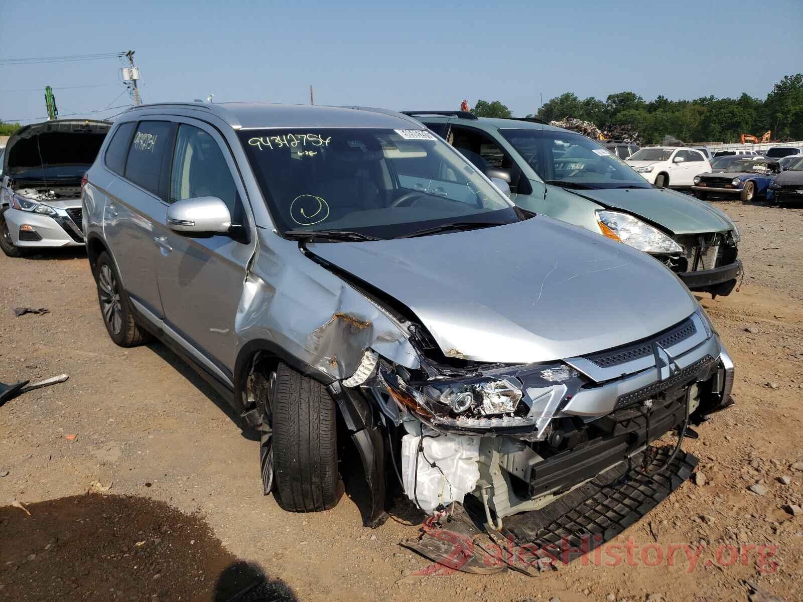 JA4AZ3A35LZ017875 2020 MITSUBISHI OUTLANDER