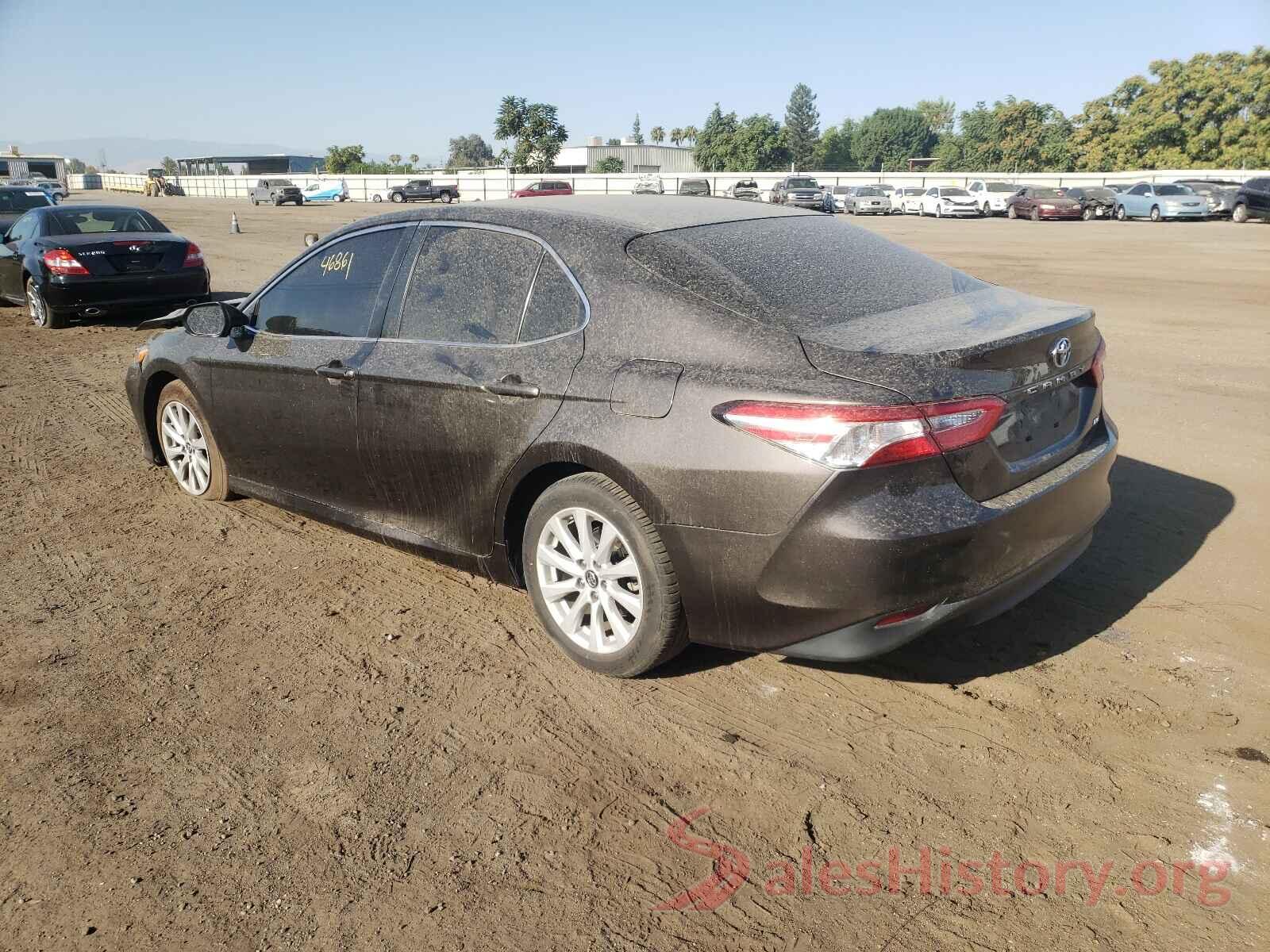 JTNB11HK8J3037455 2018 TOYOTA CAMRY