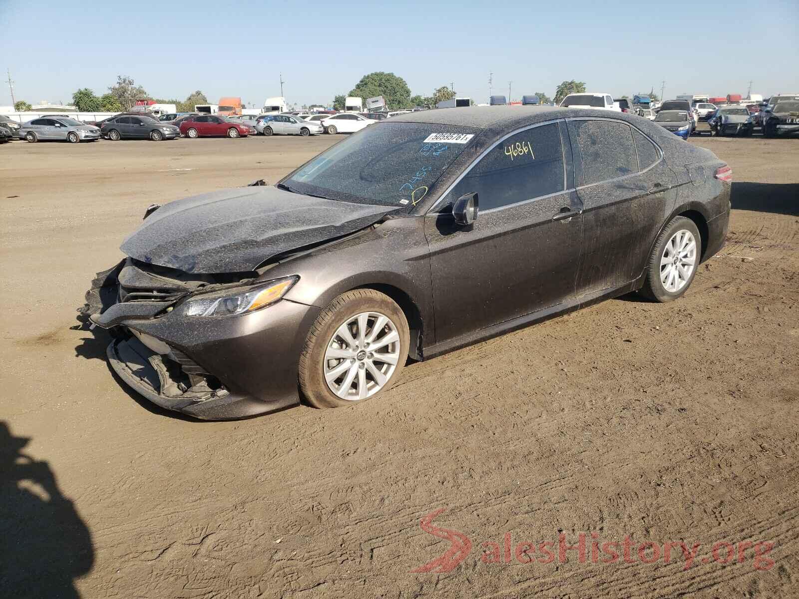 JTNB11HK8J3037455 2018 TOYOTA CAMRY