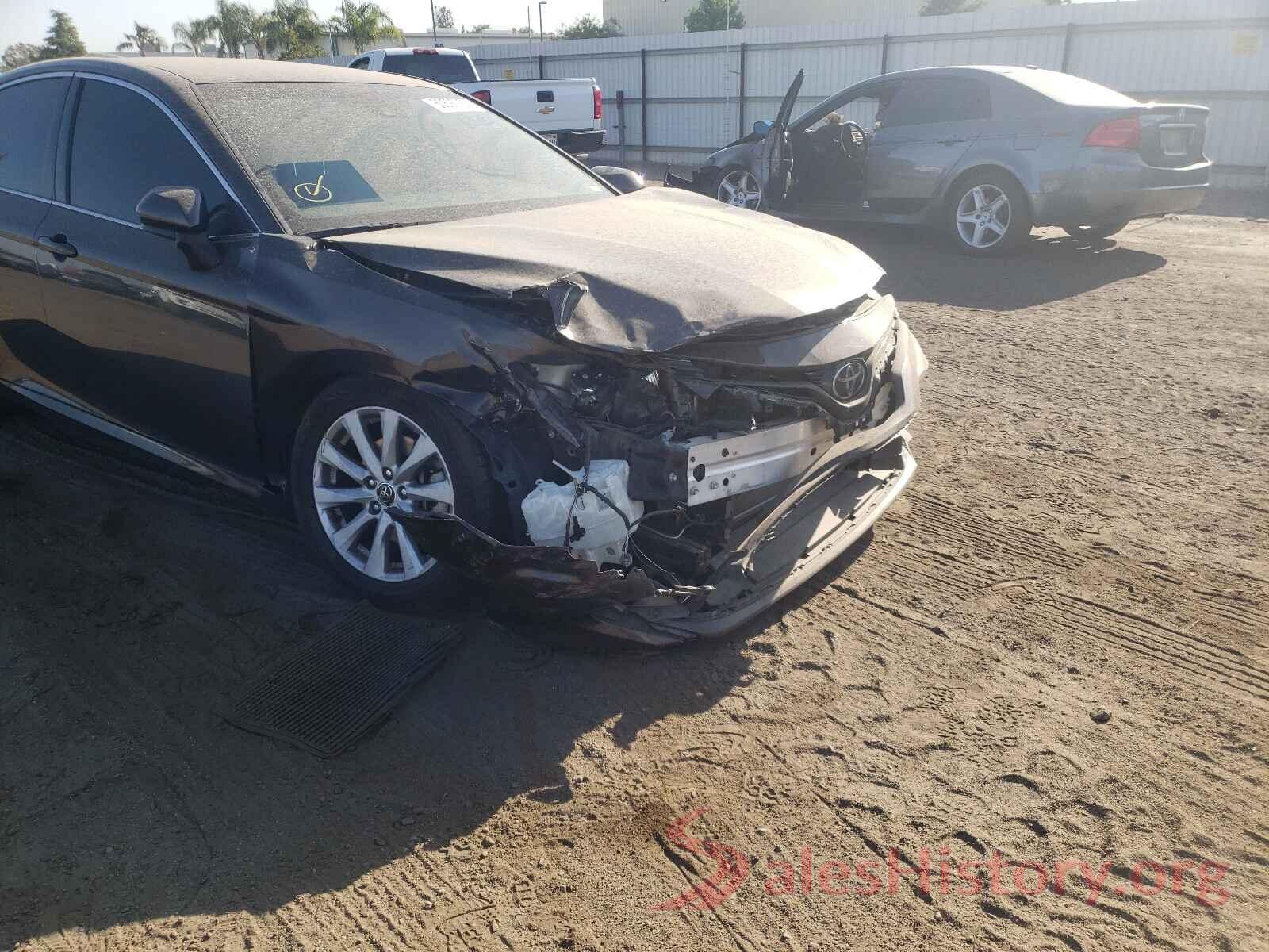 JTNB11HK8J3037455 2018 TOYOTA CAMRY