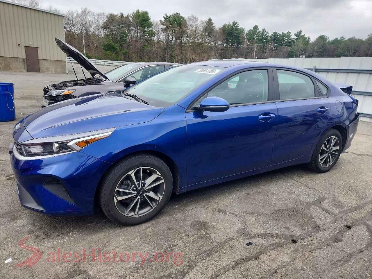 2023 KIA FORTE VIN 3KPF24AD4PE626875, auction photo