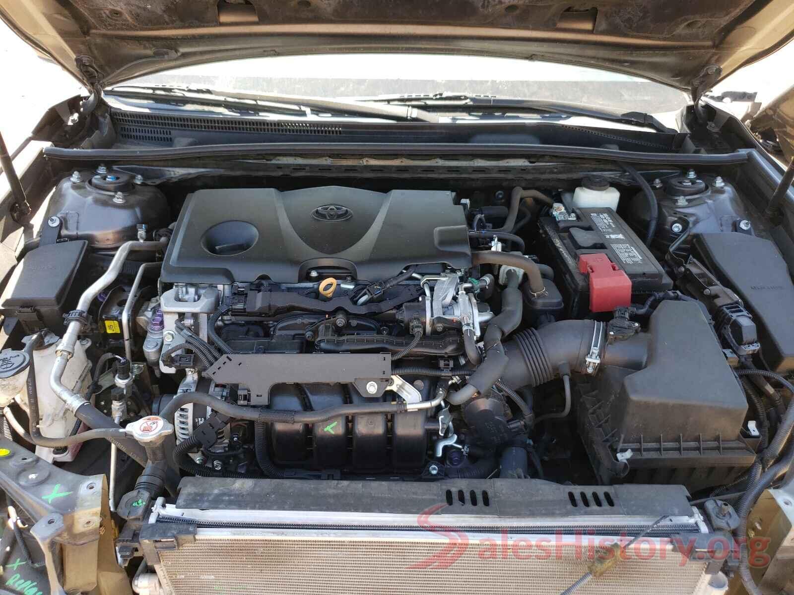 4T1B11HK4JU509354 2018 TOYOTA CAMRY