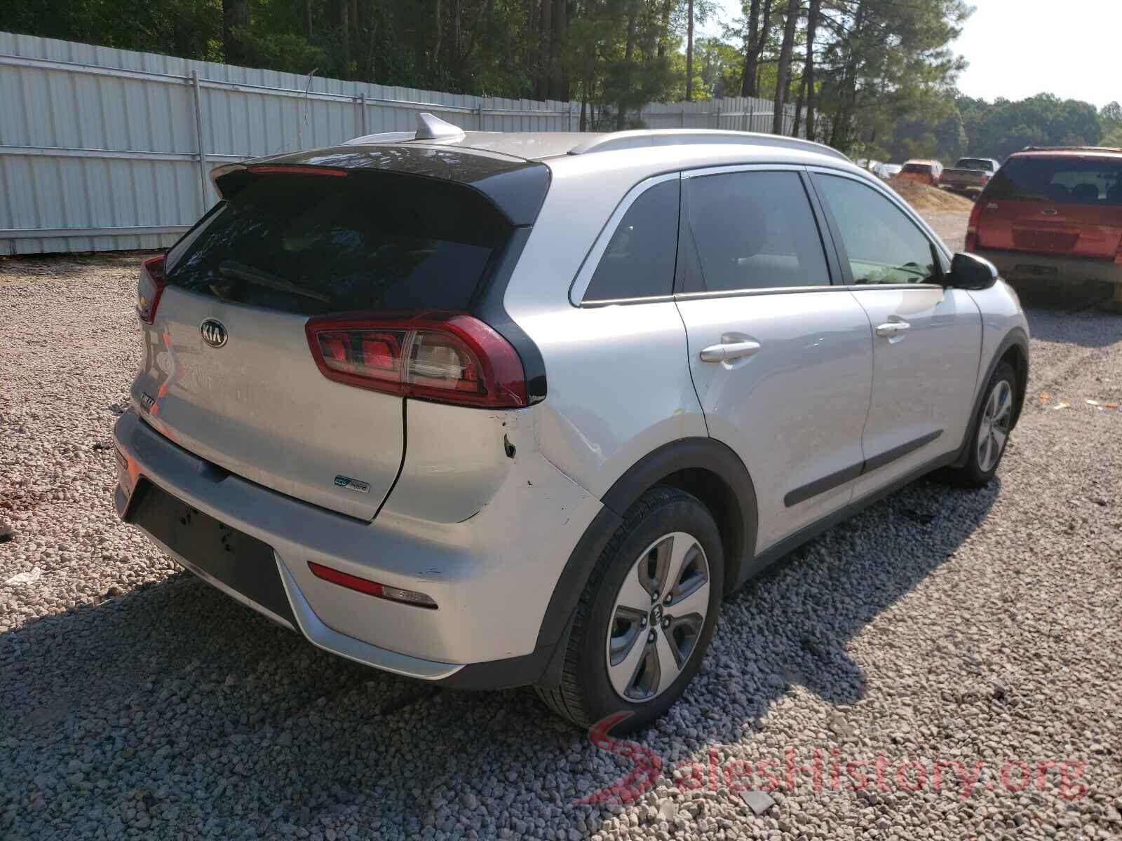 KNDCB3LC1K5283674 2019 KIA NIRO