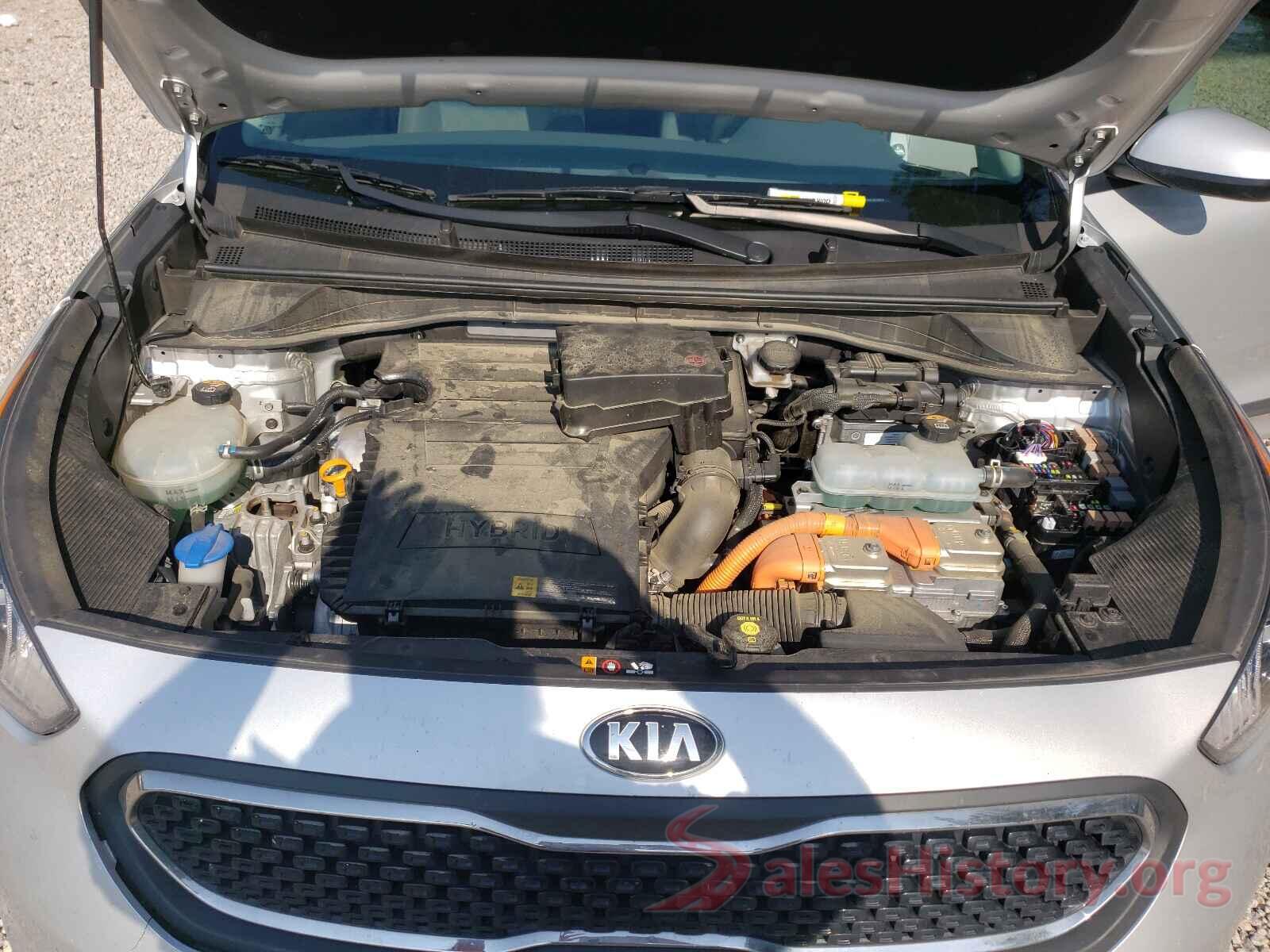 KNDCB3LC1K5283674 2019 KIA NIRO