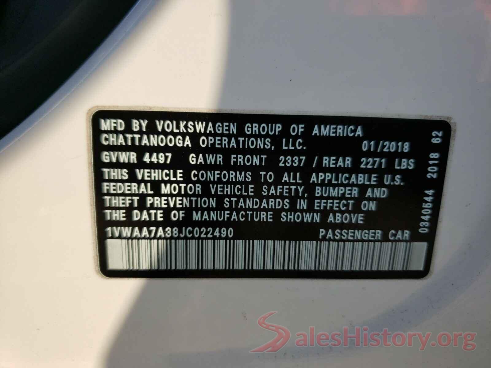 1VWAA7A38JC022490 2018 VOLKSWAGEN PASSAT