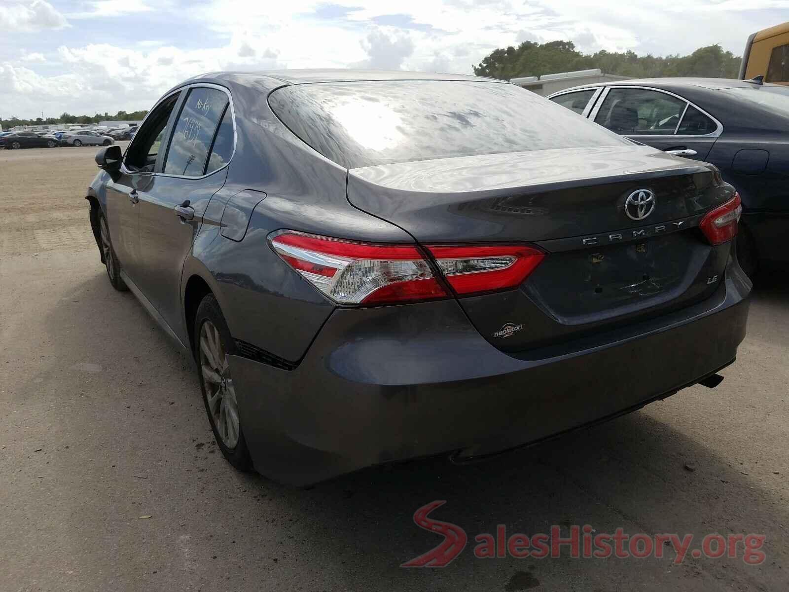 4T1B11HK6JU061103 2018 TOYOTA CAMRY