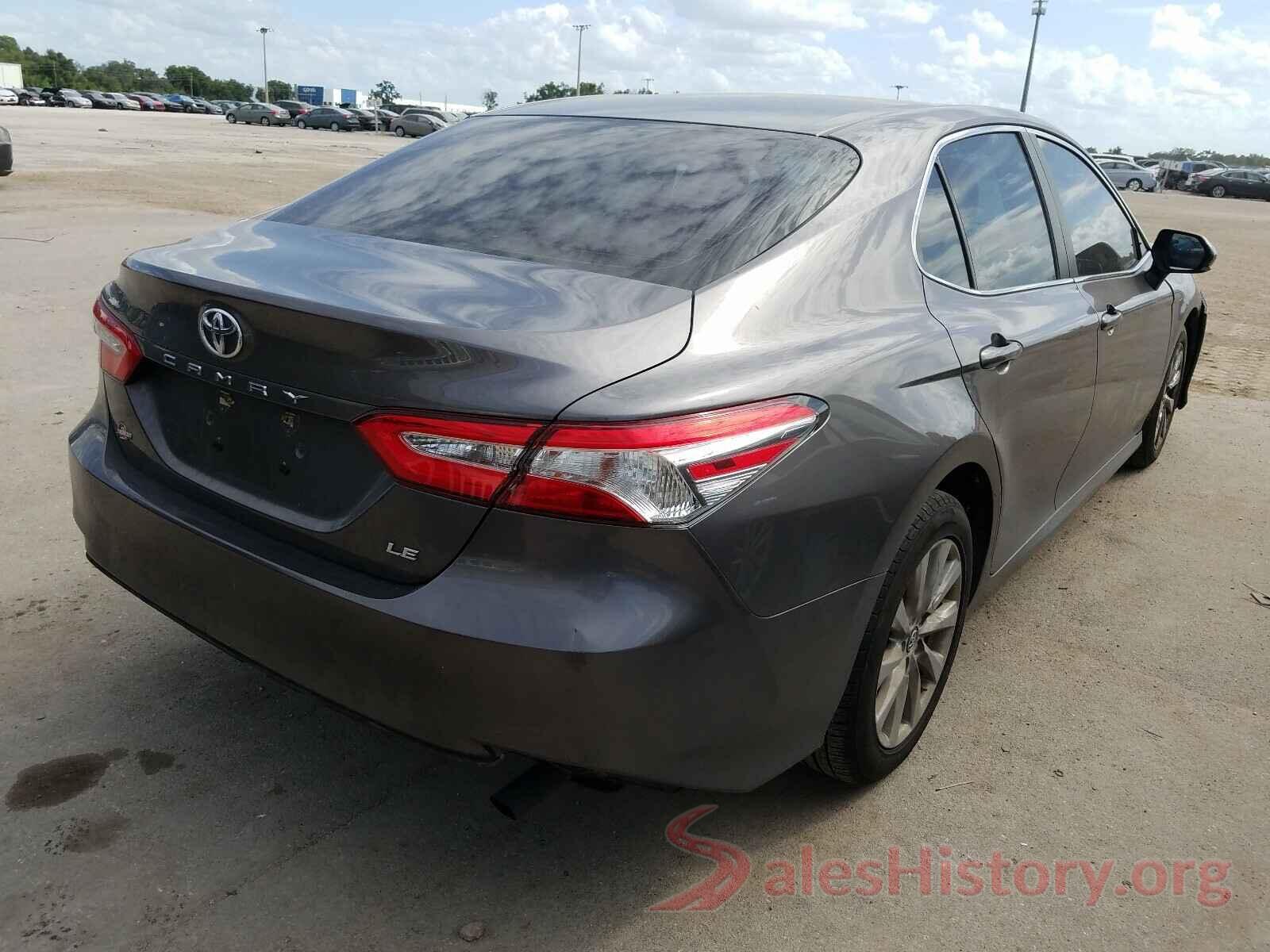 4T1B11HK6JU061103 2018 TOYOTA CAMRY