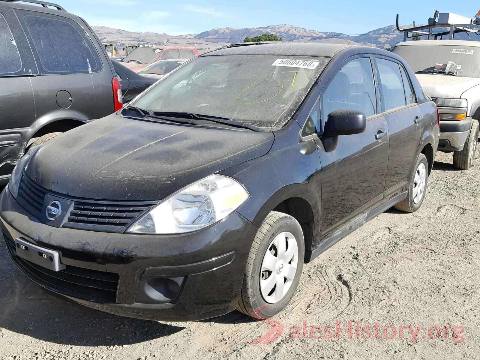 3N1CC1APXBL382424 2011 NISSAN VERSA