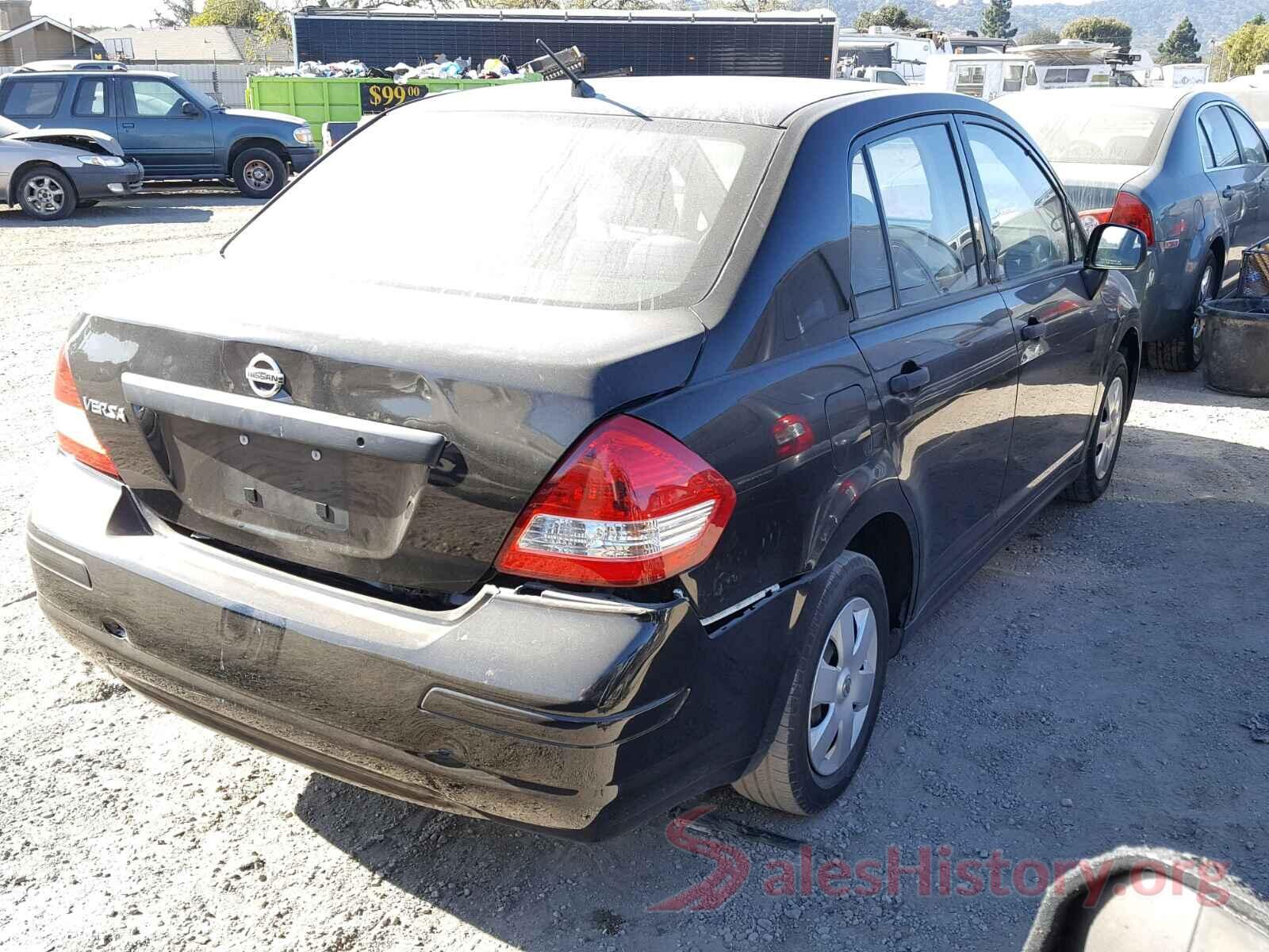 3N1CC1APXBL382424 2011 NISSAN VERSA