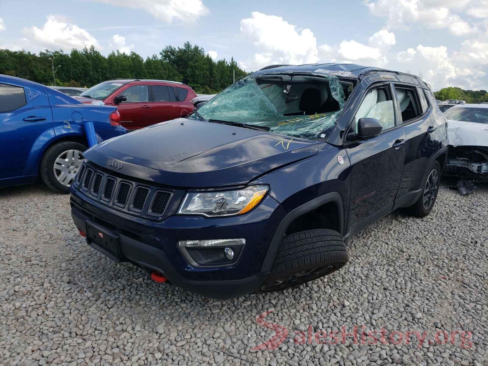 3C4NJDDB3KT748088 2019 JEEP COMPASS