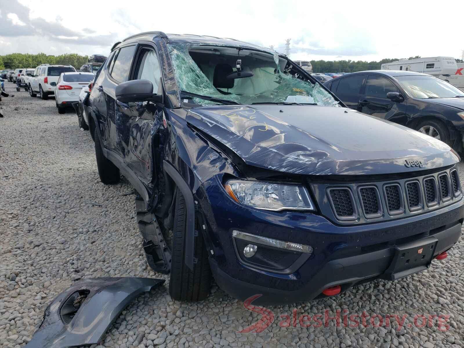 3C4NJDDB3KT748088 2019 JEEP COMPASS