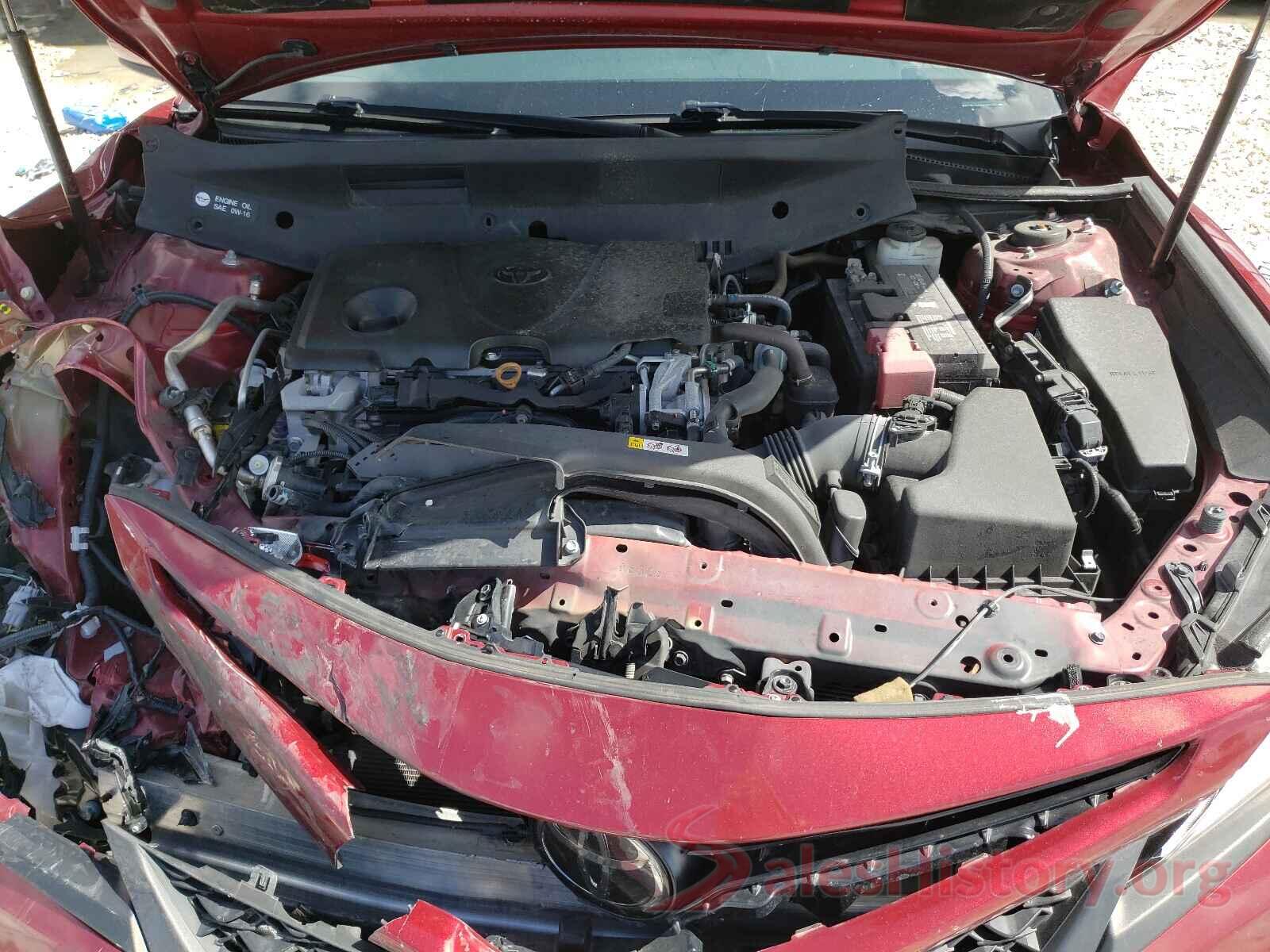 4T1B11HK8JU567743 2018 TOYOTA CAMRY