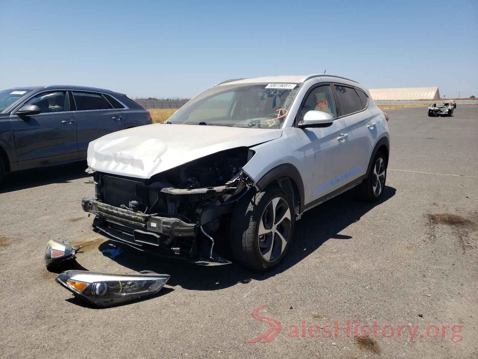 KM8J33A29HU370554 2017 HYUNDAI TUCSON