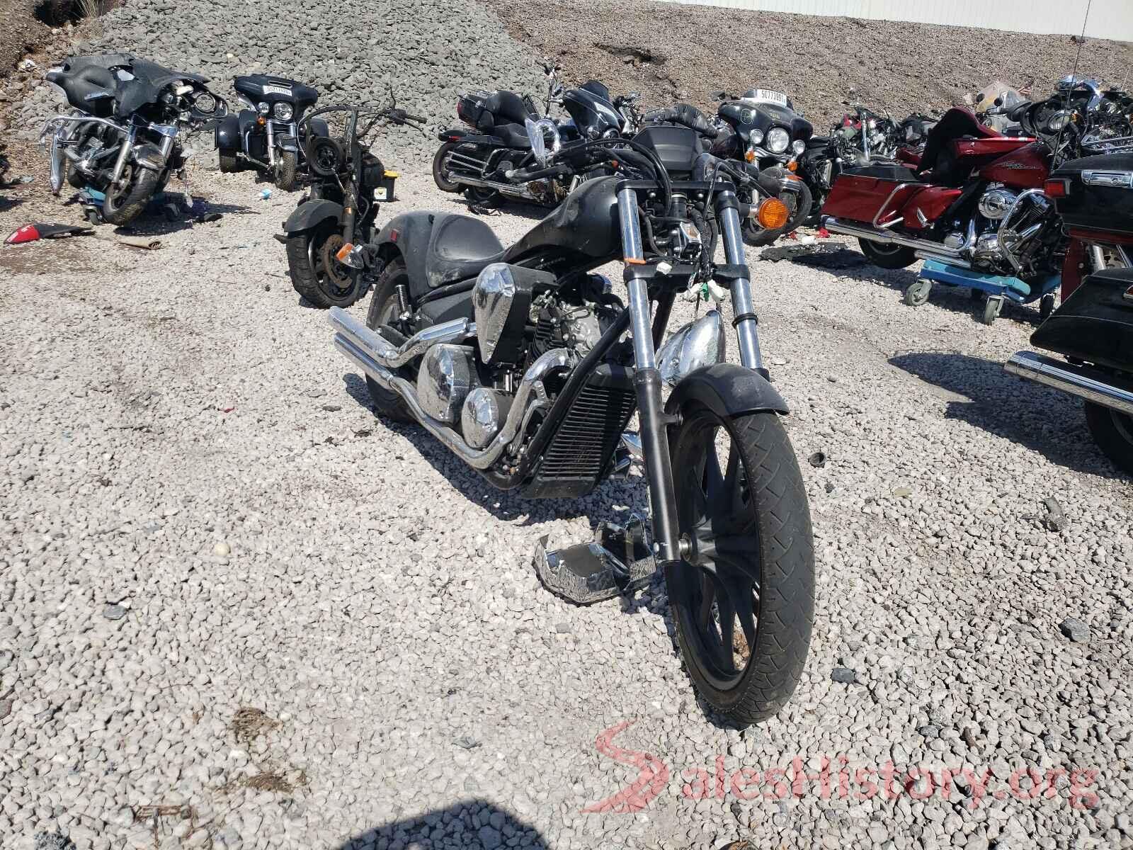 JH2SC6129HK200031 2017 HONDA VT CYCLE