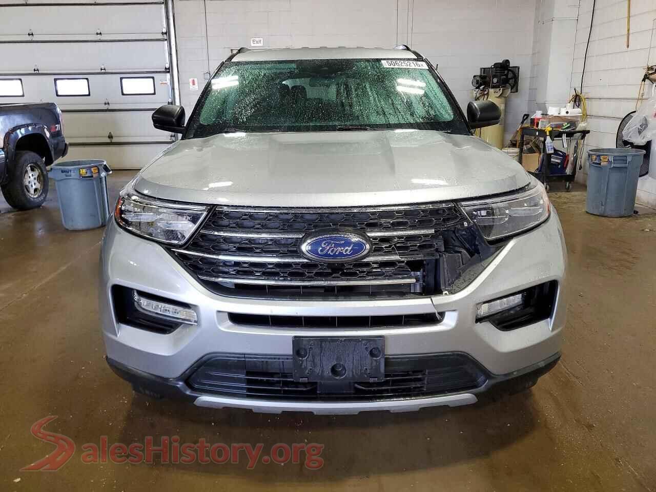 2022 FORD EXPLORER VIN 1FMSK8DH0NGA34757, rear view