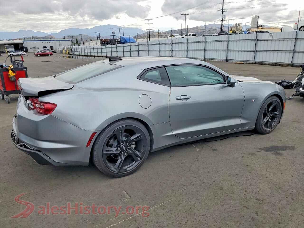 2024 CHEVROLET CAMARO VIN 1G1FB1RS0R0113175, right side view
