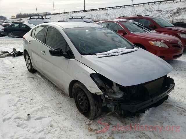 3KPFK4A78HE028767 2017 KIA FORTE