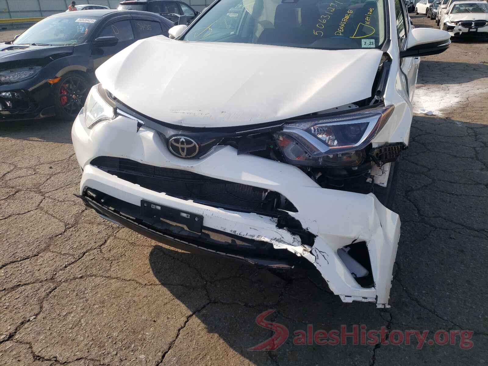 JTMRFREV7JD245113 2018 TOYOTA RAV4