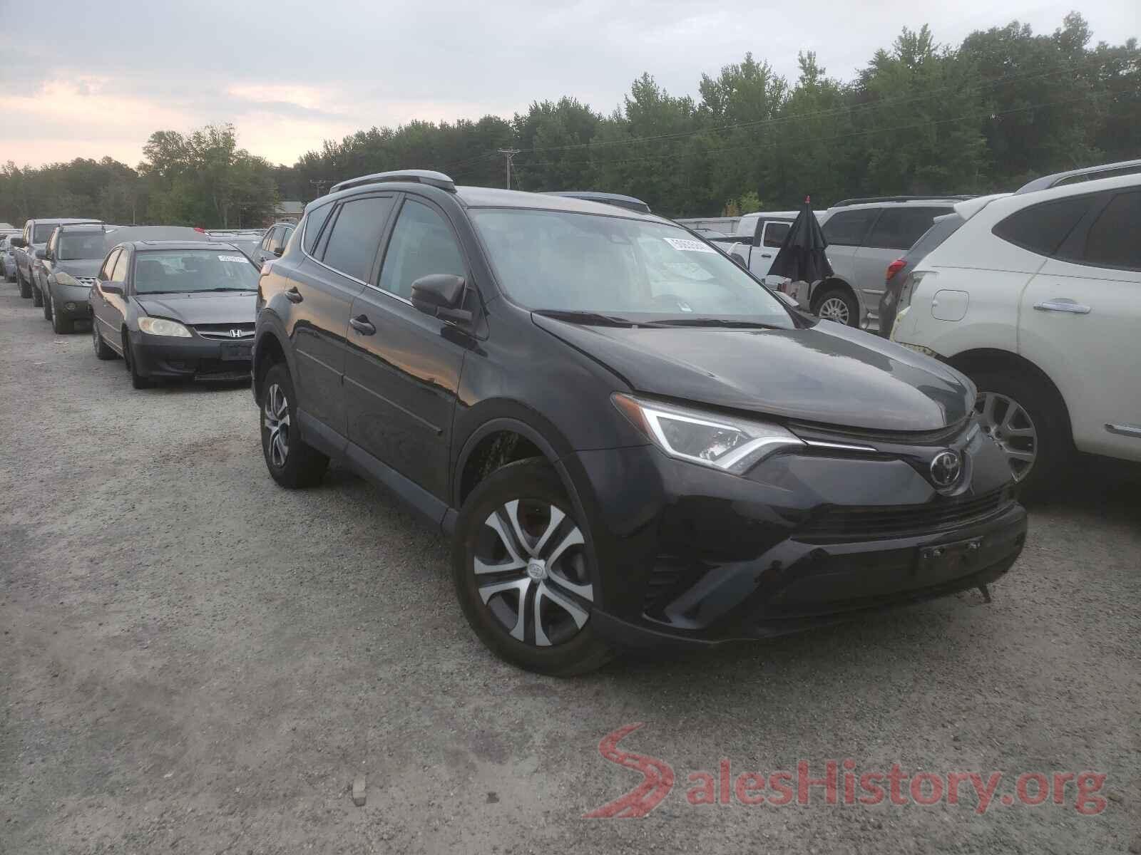 2T3BFREV2HW575806 2017 TOYOTA RAV4