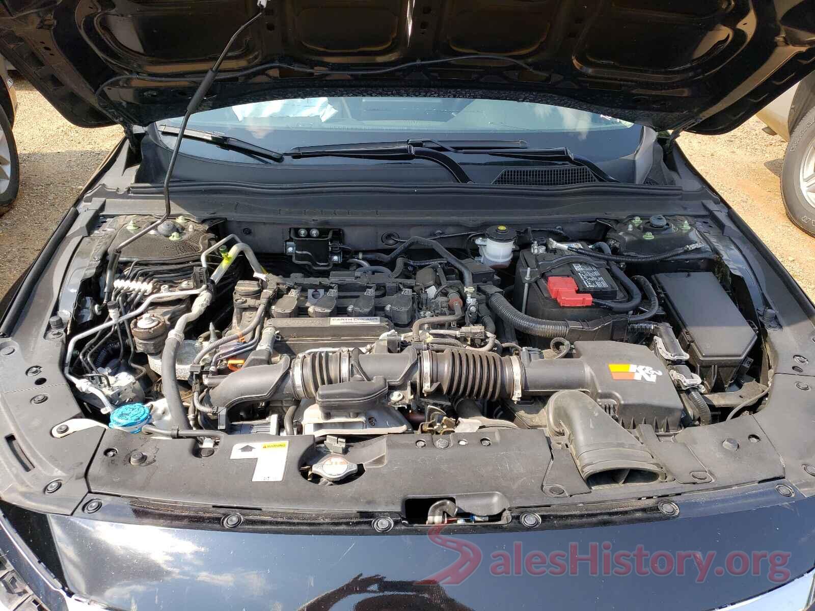 1HGCV1F18JA113969 2018 HONDA ACCORD