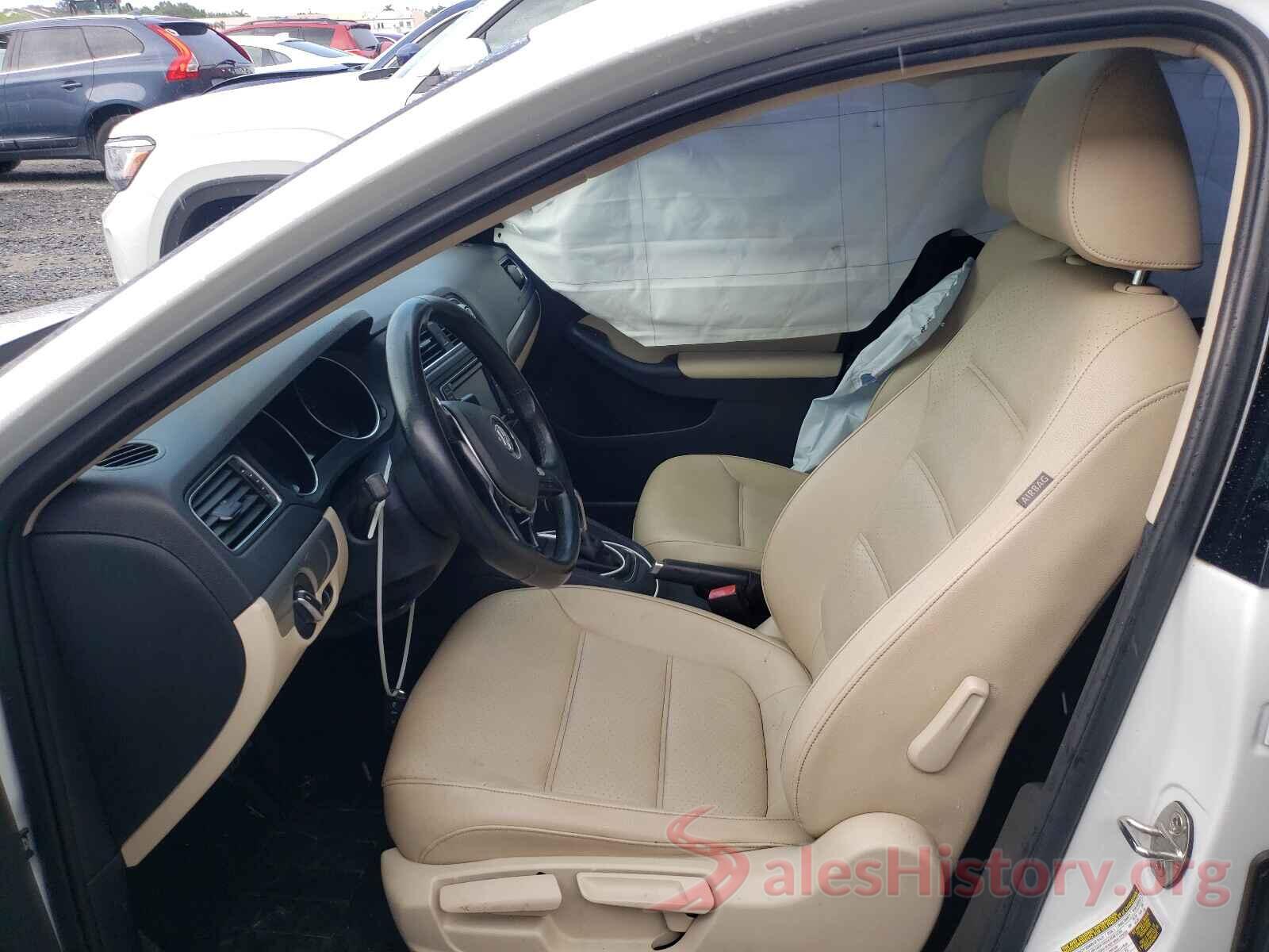 3VWDB7AJ9HM395877 2017 VOLKSWAGEN JETTA