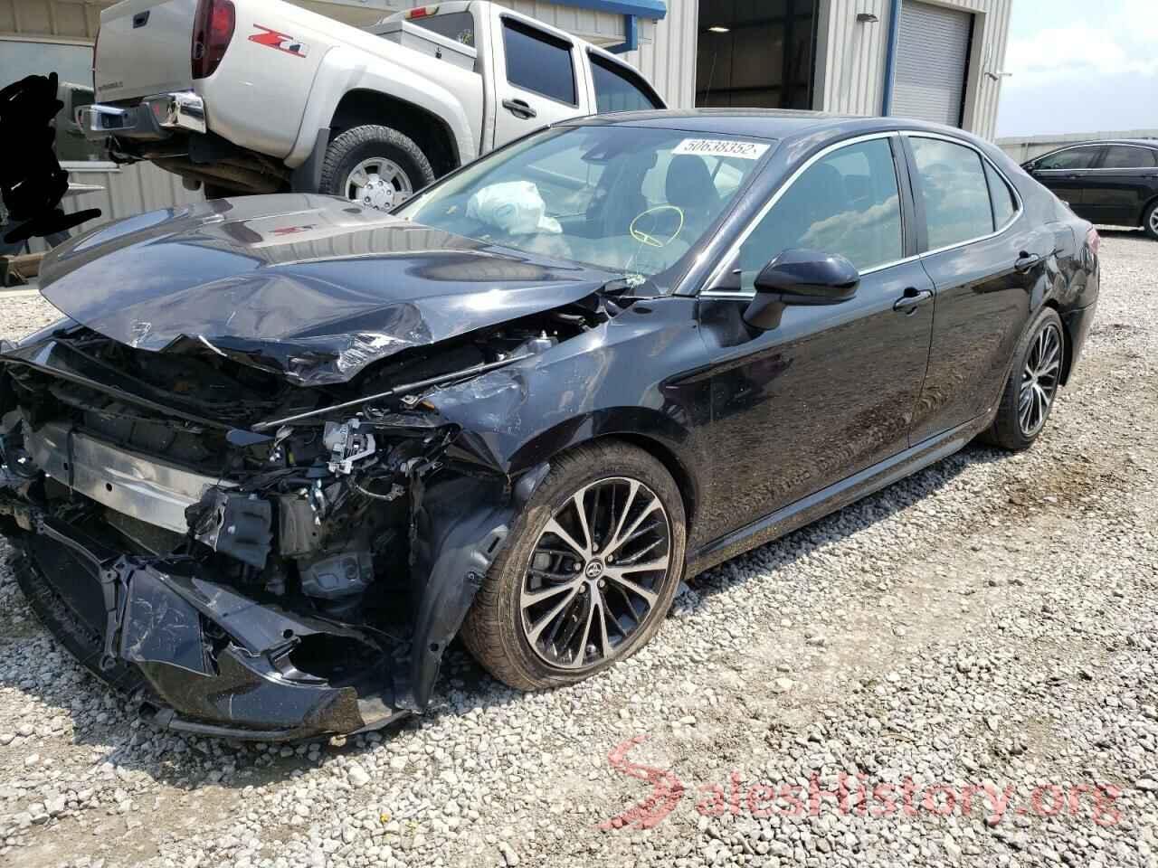 4T1B11HK2KU256147 2019 TOYOTA CAMRY