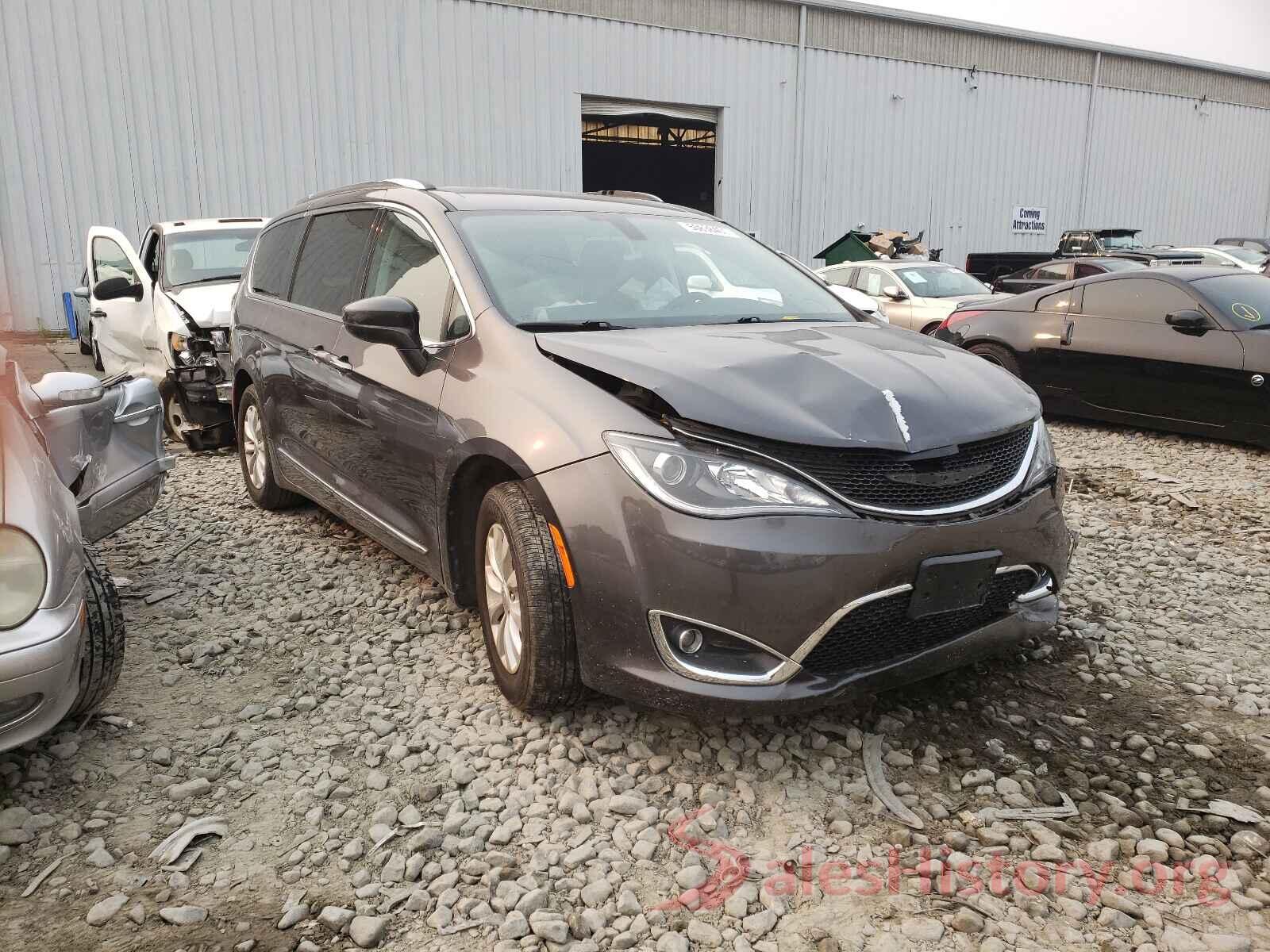 2C4RC1BG6JR127504 2018 CHRYSLER PACIFICA