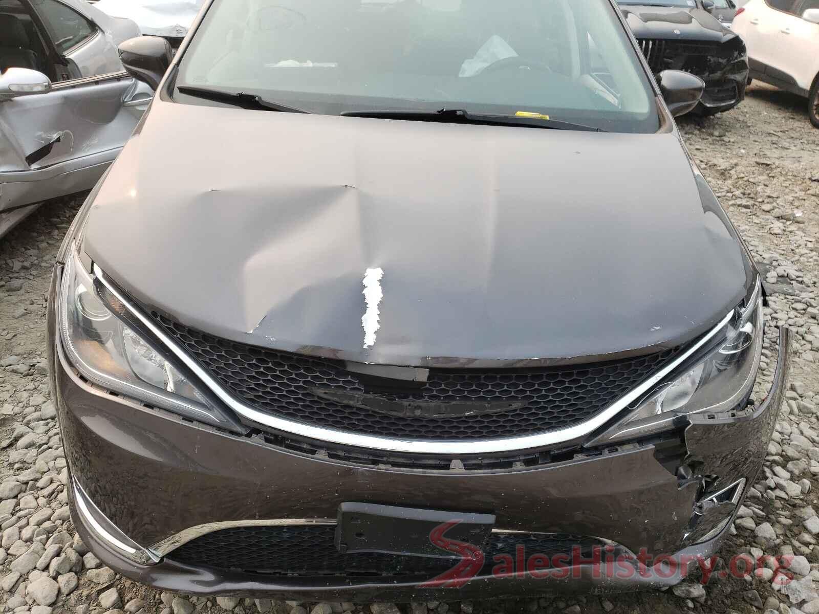 2C4RC1BG6JR127504 2018 CHRYSLER PACIFICA