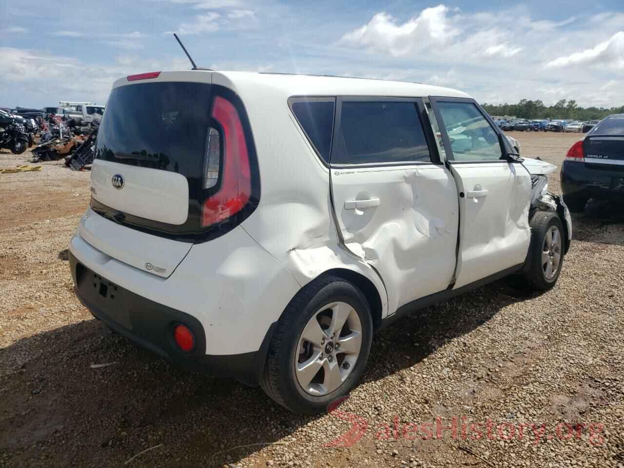 KNDJN2A22J7576862 2018 KIA SOUL