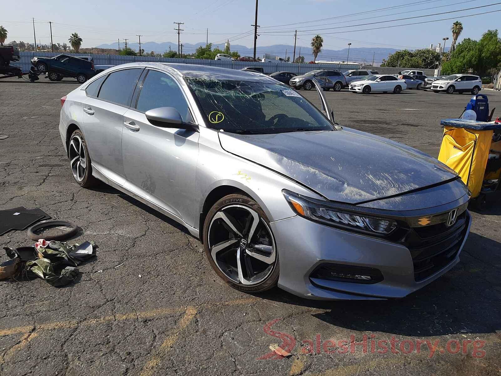 1HGCV1F37JA151324 2018 HONDA ACCORD