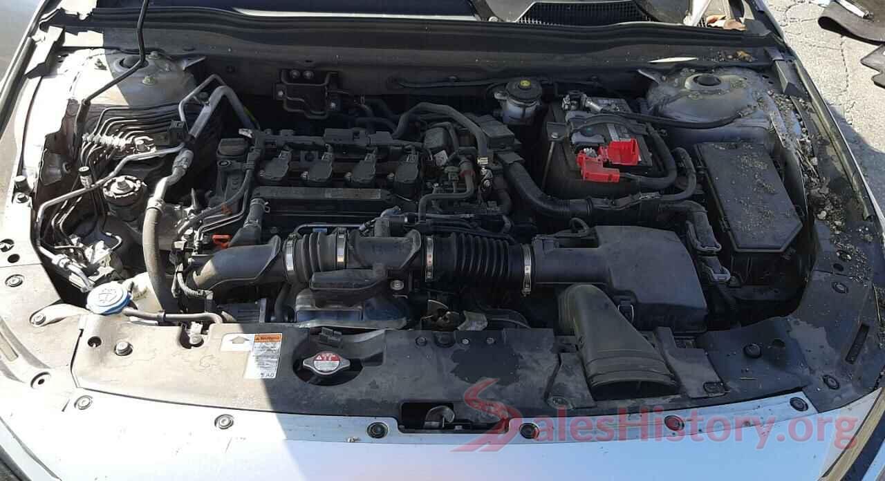 1HGCV1F37JA151324 2018 HONDA ACCORD