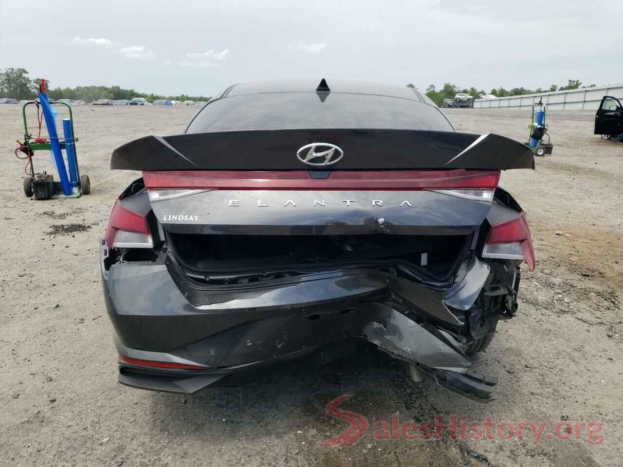 5NPLL4AG8NH057421 2022 HYUNDAI ELANTRA