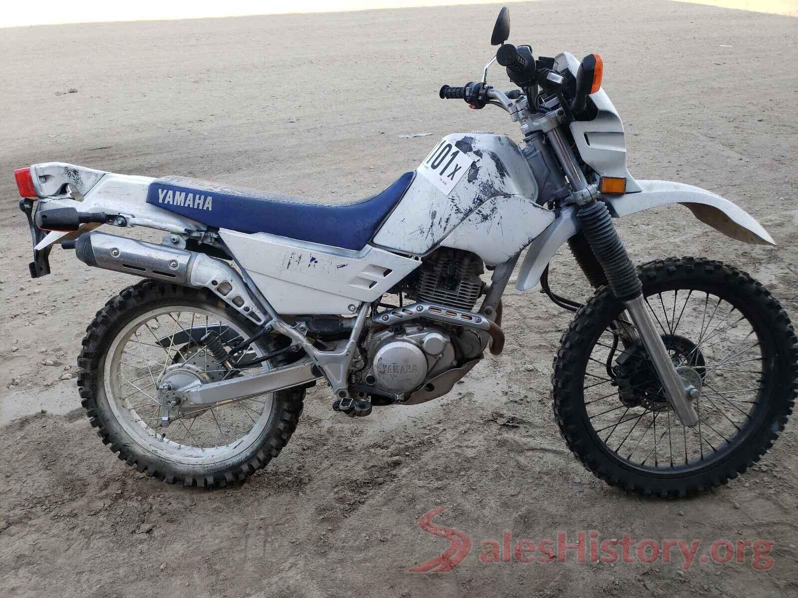 JYA4BEE001A057453 2001 YAMAHA DIRT BIKE