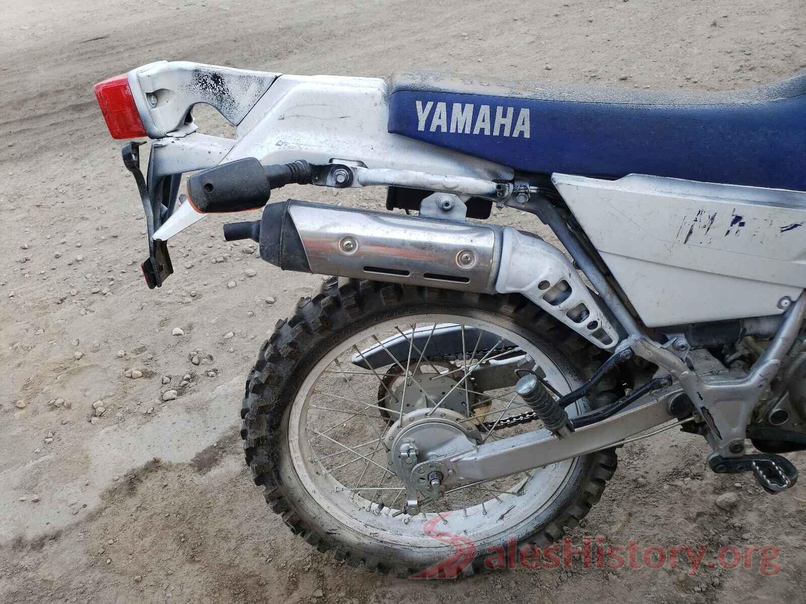 JYA4BEE001A057453 2001 YAMAHA DIRT BIKE