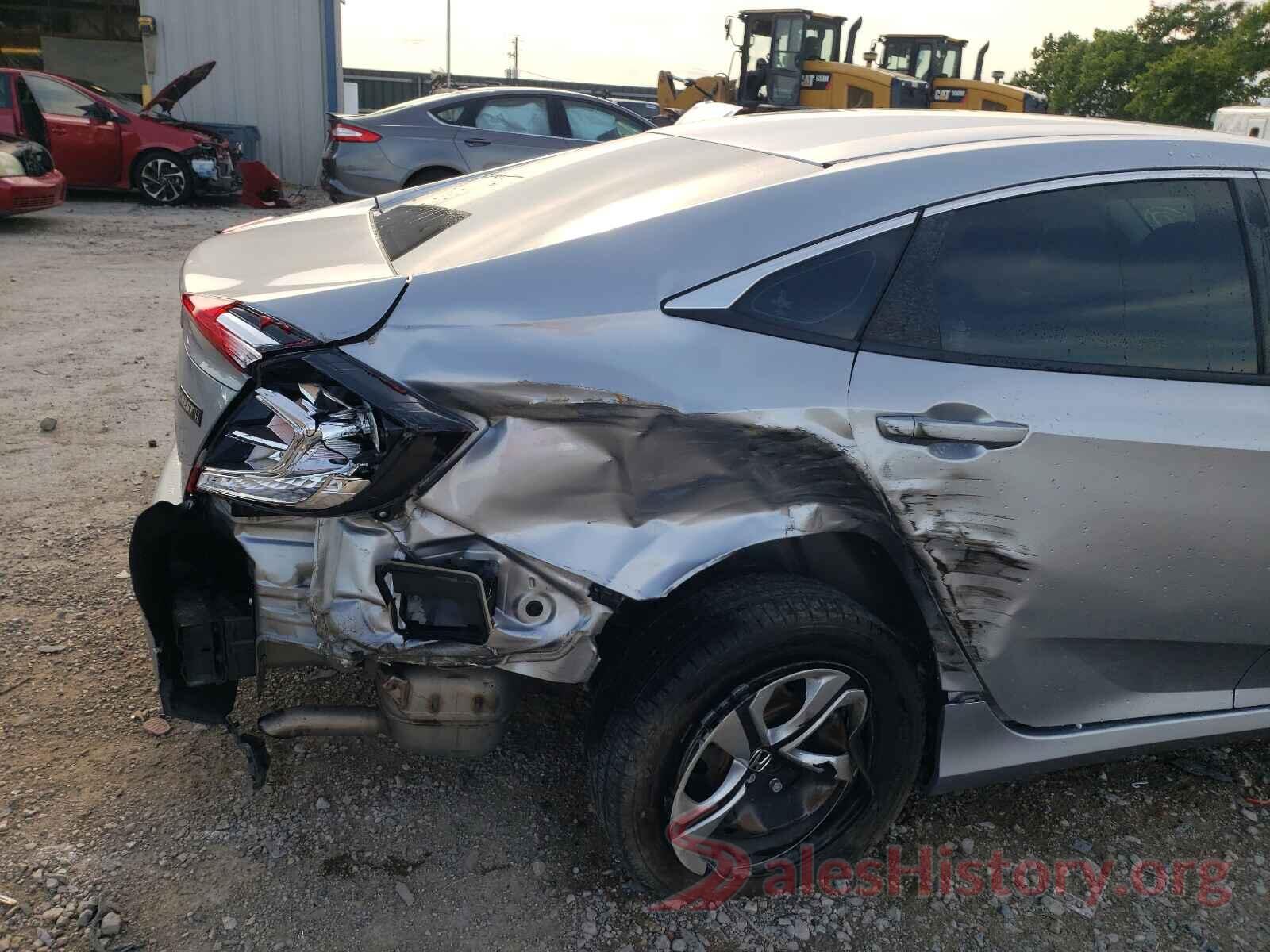 19XFC2F50JE003702 2018 HONDA CIVIC