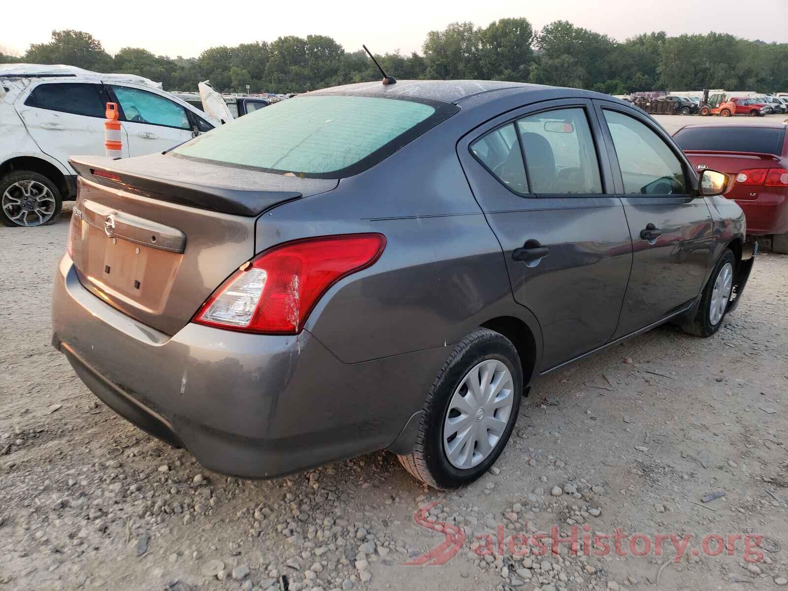 3N1CN7AP7JL828167 2018 NISSAN VERSA