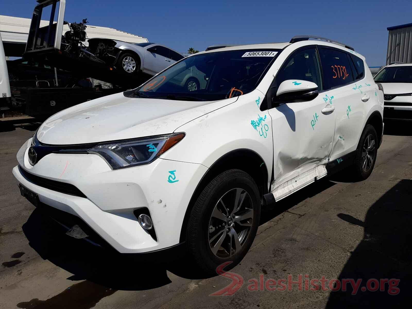 JTMRFREV1JJ735421 2018 TOYOTA RAV4