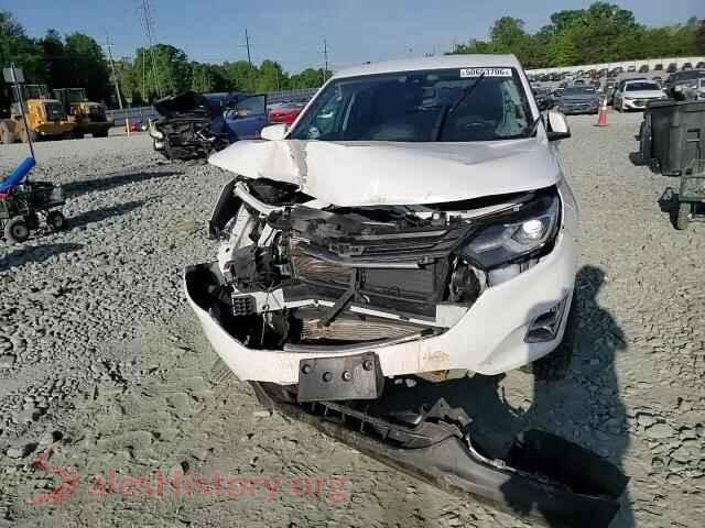 2020 CHEVROLET EQUINOX VIN 3GNAXKEV7LS636872, damage close-up