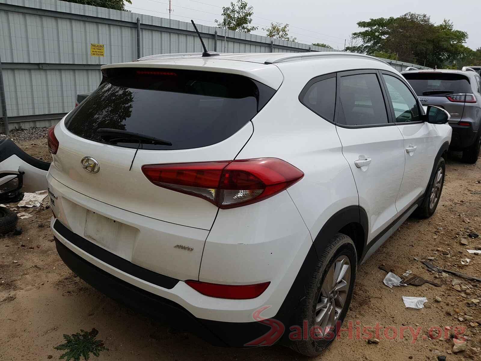 KM8J3CA45HU400215 2017 HYUNDAI TUCSON