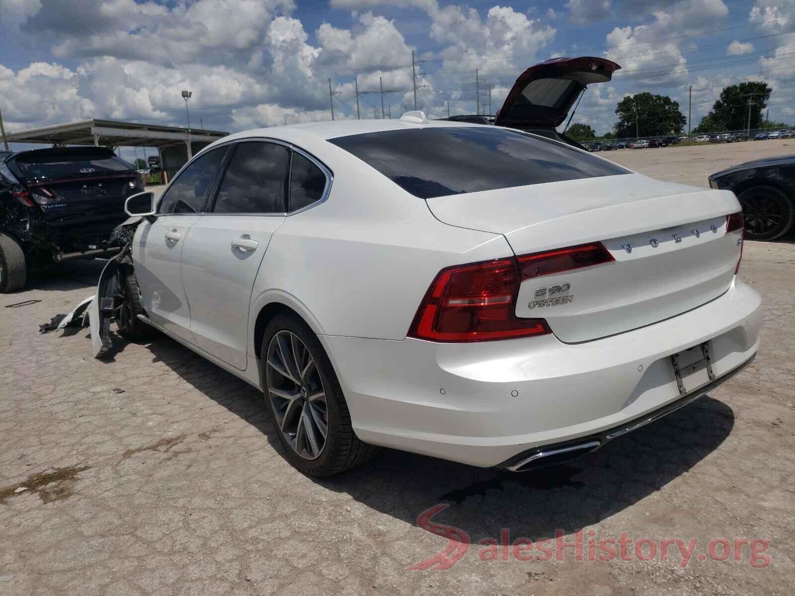 YV1A22MK3H1015923 2017 VOLVO S90