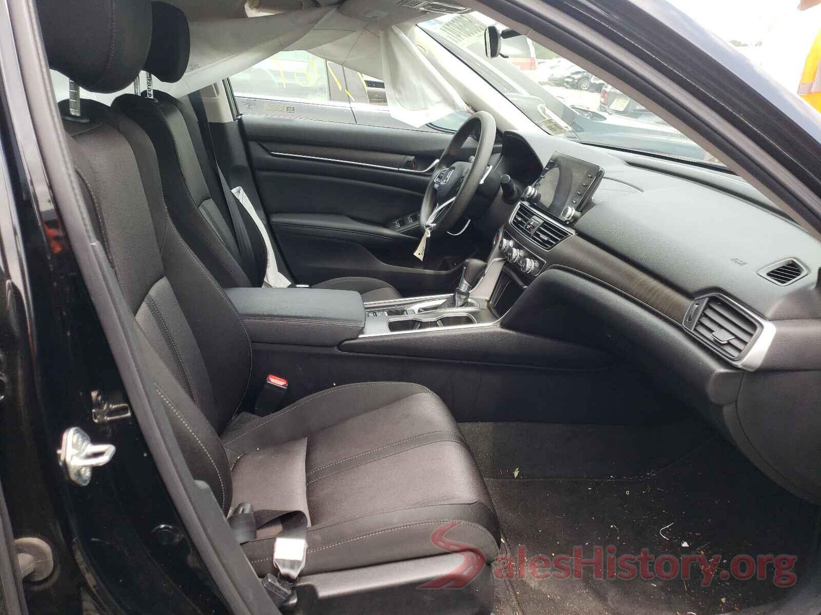 1HGCV1F44KA136256 2019 HONDA ACCORD