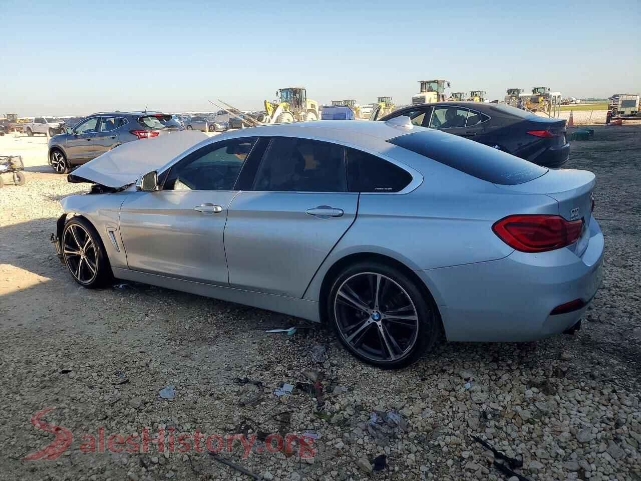 2019 BMW 4 SERIES VIN WBA4J1C52KBM16986, front view